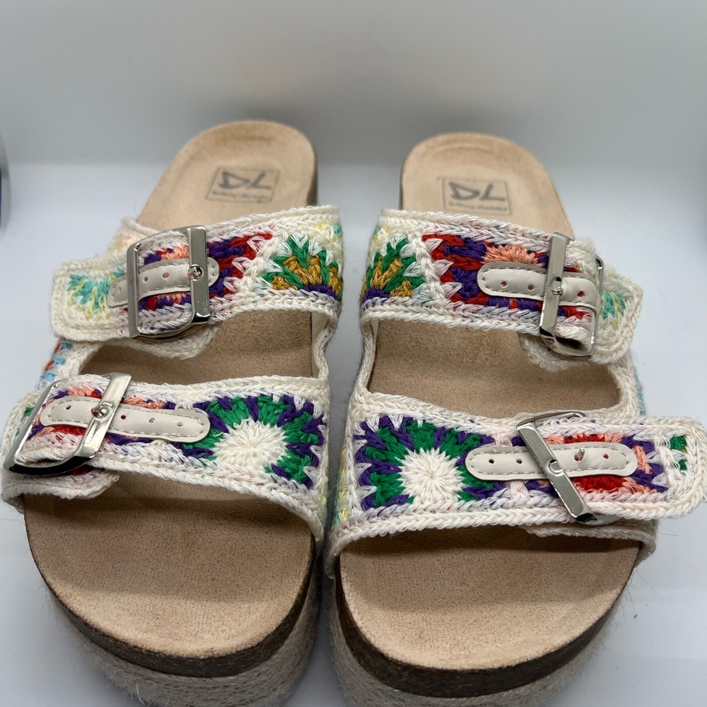 Excellent Condition Dirty Laundry Crochet Platform Slide Sandals  - Size 7.5 - Picture 2 of 6